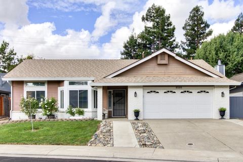 9508 Delburns Court Elk Grove CA 95758