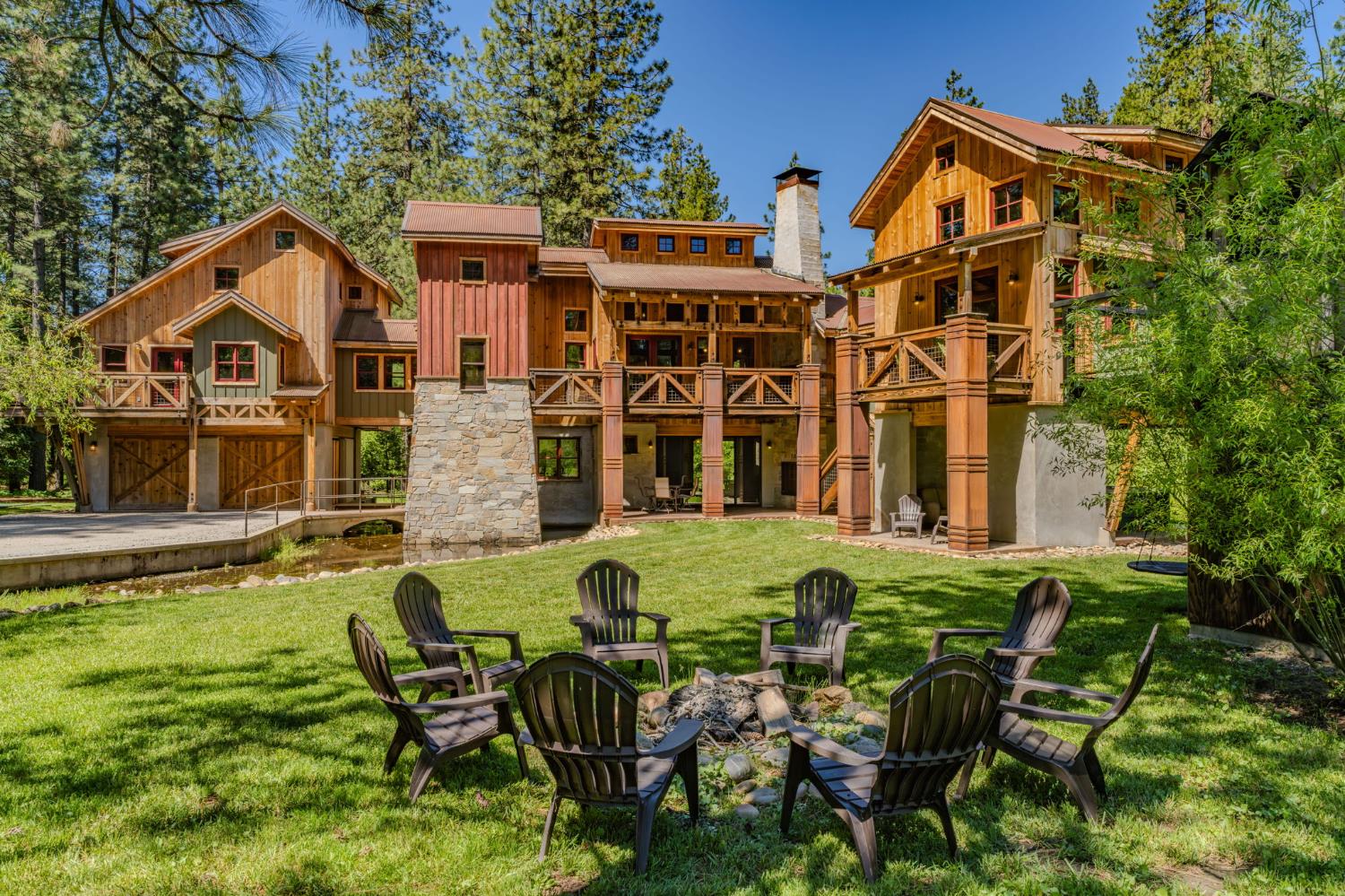 2986 Lakemont Drive
