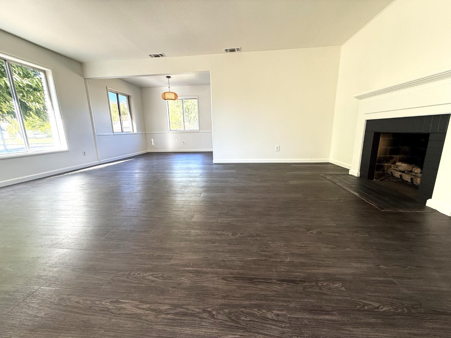 3420 Hunnicutt Lane