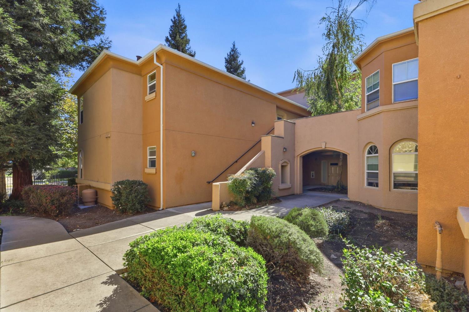 1900 Danbrook Drive 1511