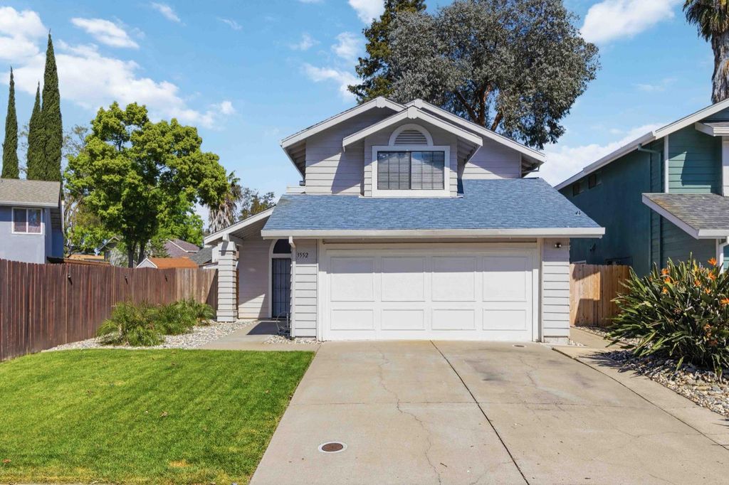 Photo of 3552 Del Sol Way, Sacramento, CA 95834 (MLS # 226035396)