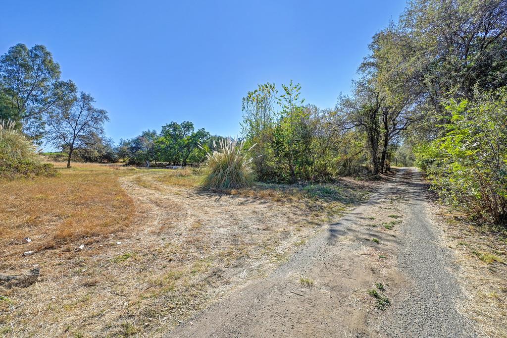 8080 Horseshoe Bar Road
