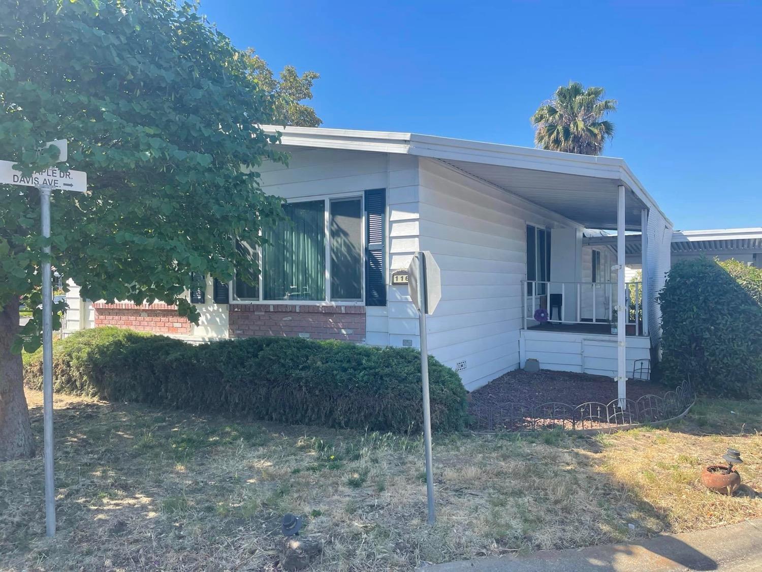 116 Davis Avenue