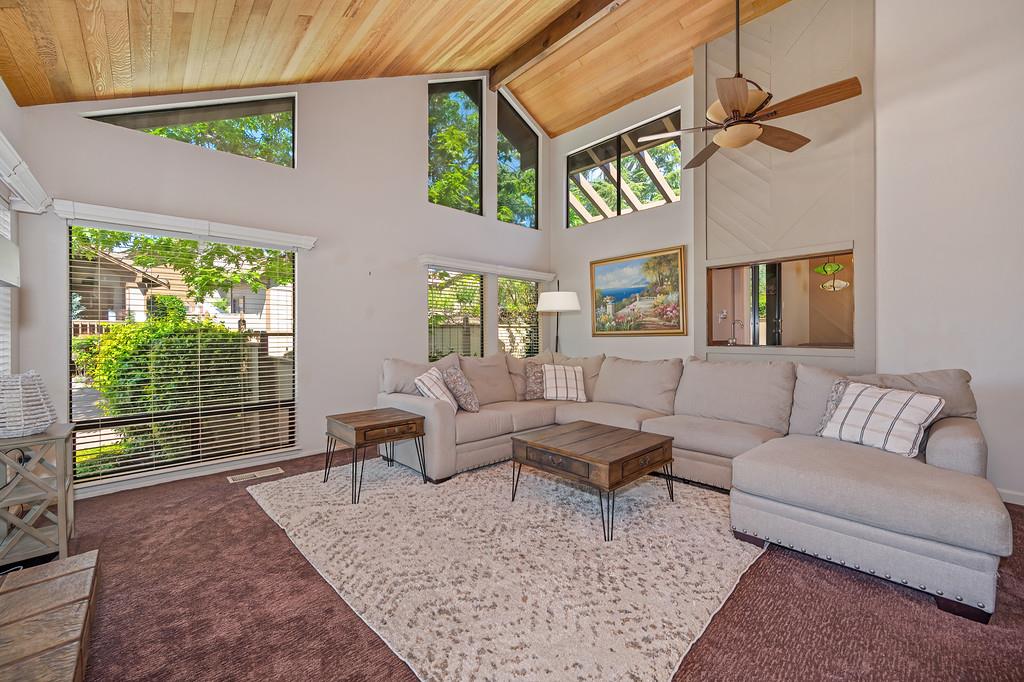 1271 Red Dog Lane
