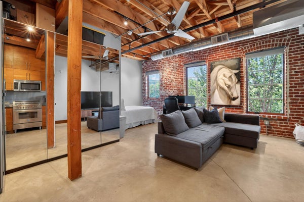 1725 14TH ST APT 207, SACRAMENTO, CA 95811 - Image 141c03e3961eb525babdcc3d04eae98f/1131380230