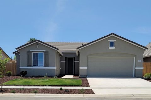 1764 Bridle creek Way Plumas Lake CA 95961
