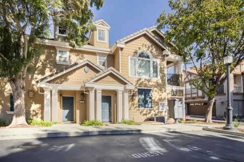 31 S Rio Rapido Drive Tracy CA 95391