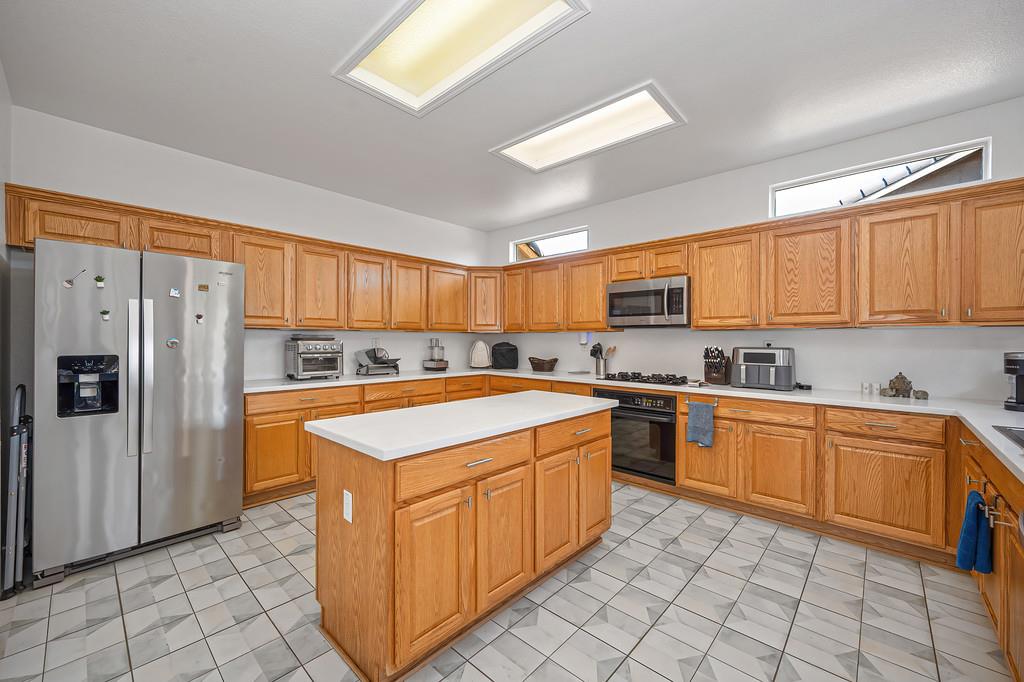423 Poppyfield Court