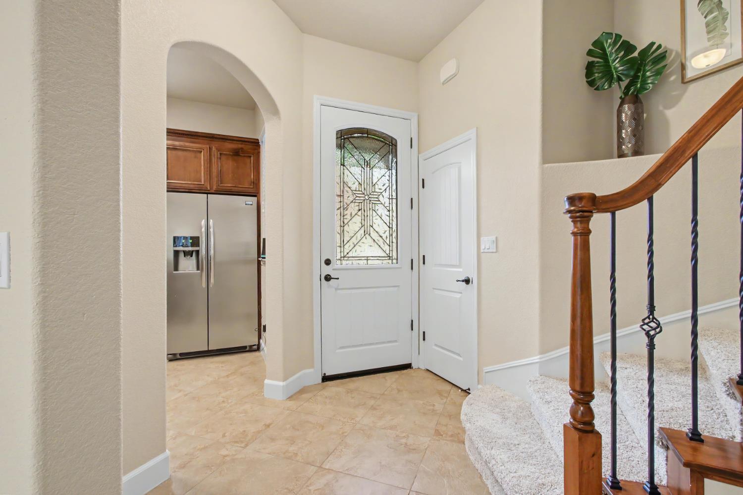 7019 Orchard Circle