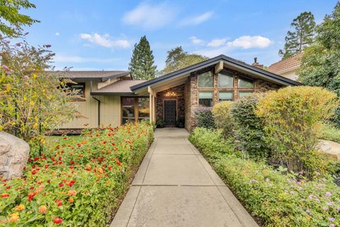 3905 N Lakeshore Boulevard Loomis CA 95650