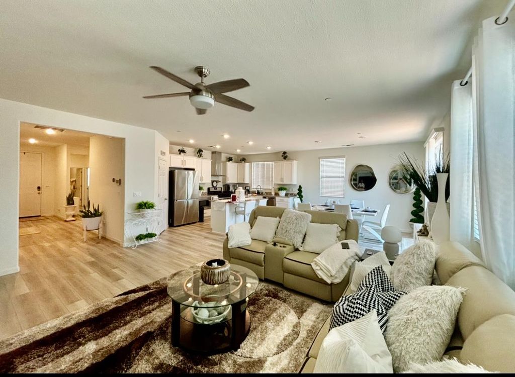 Photo of 8210 Scrimshaw Way, Sacramento, CA 95829 (MLS # 226006809)