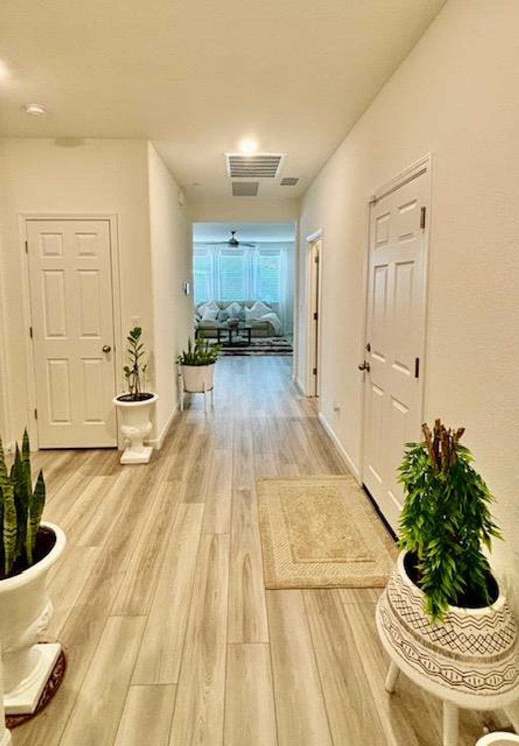 Photo of 8210 Scrimshaw Way, Sacramento, CA 95829 (MLS # 226006809)