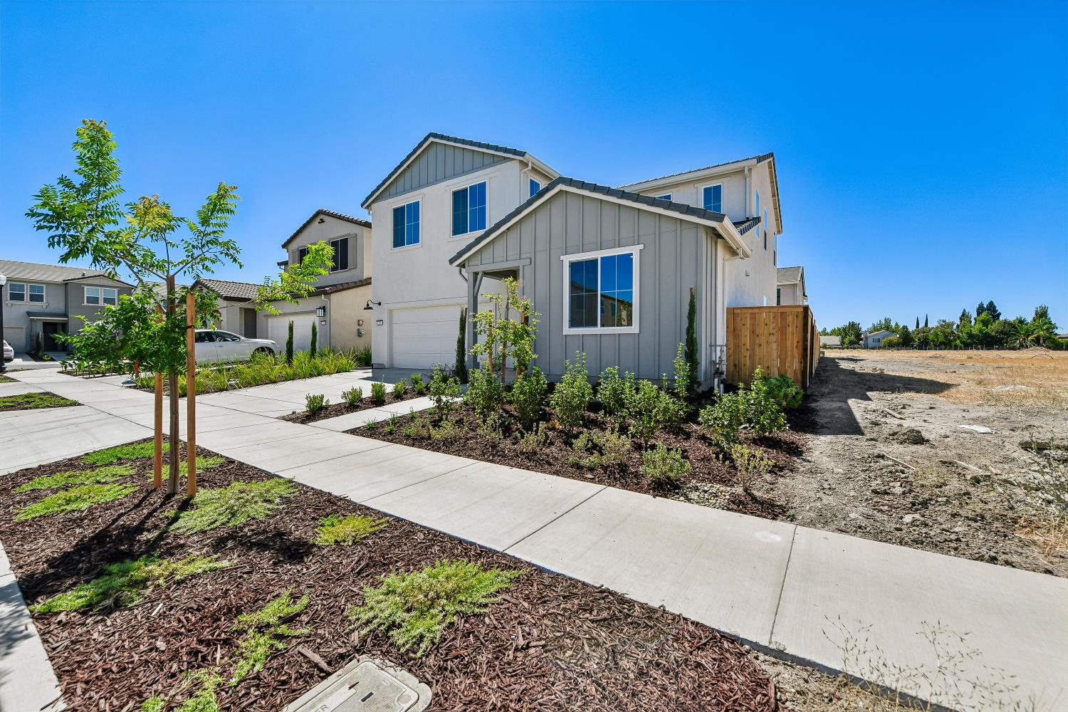 116 Tuxedo Way