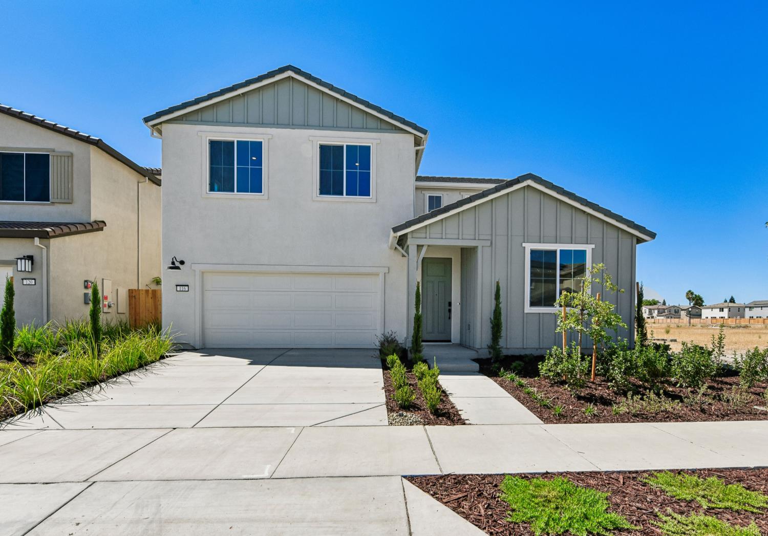 116 Tuxedo Way