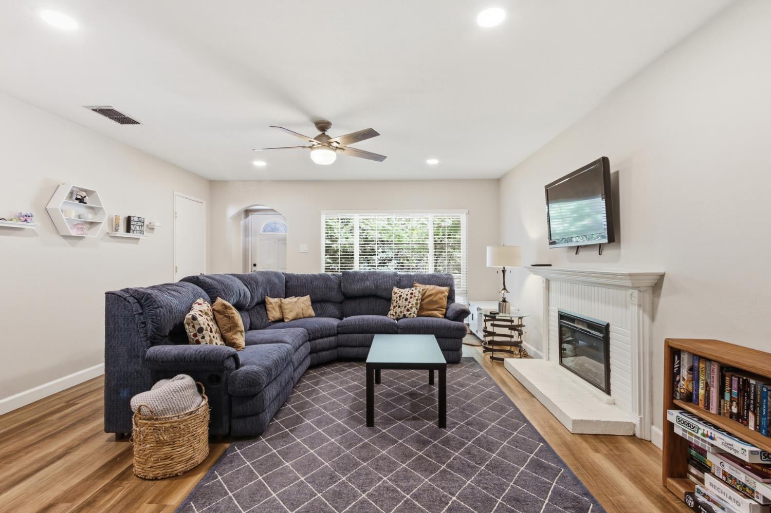 910 Pennsylvania Place