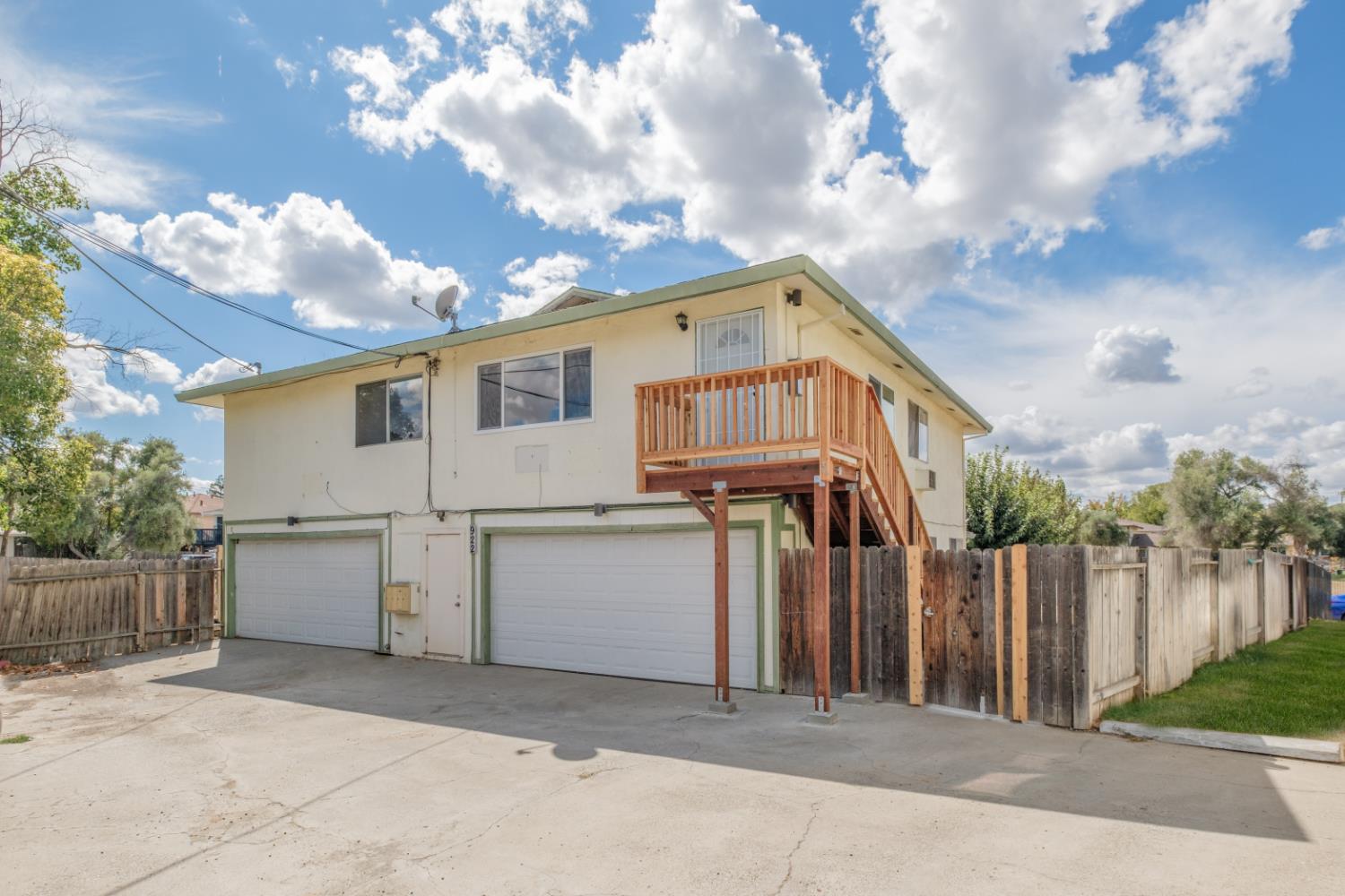 922 Carro Drive