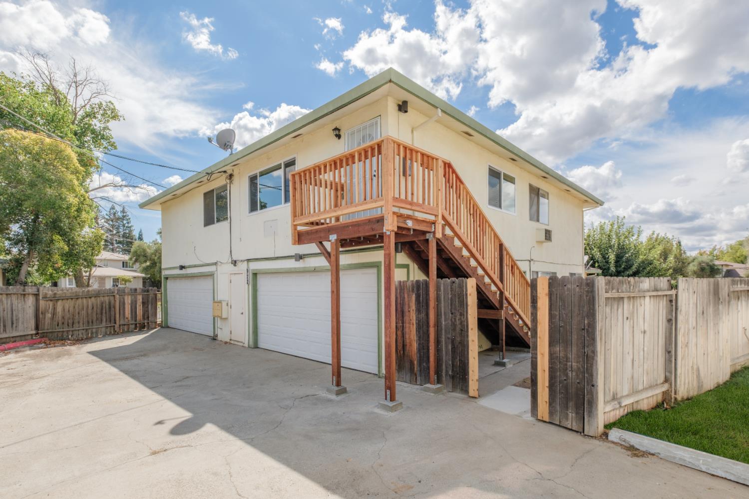 922 Carro Drive