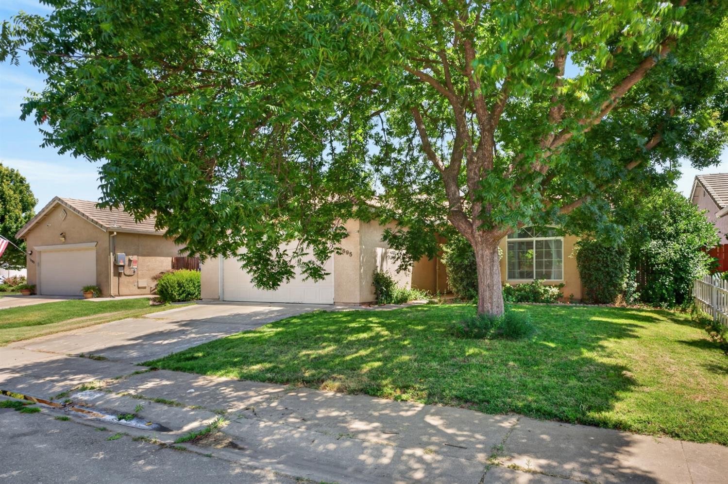 1695 Southpointe Drive