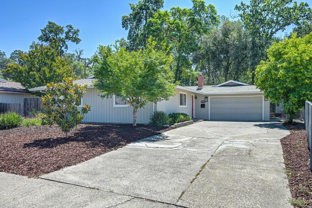 1420 Gregory Way