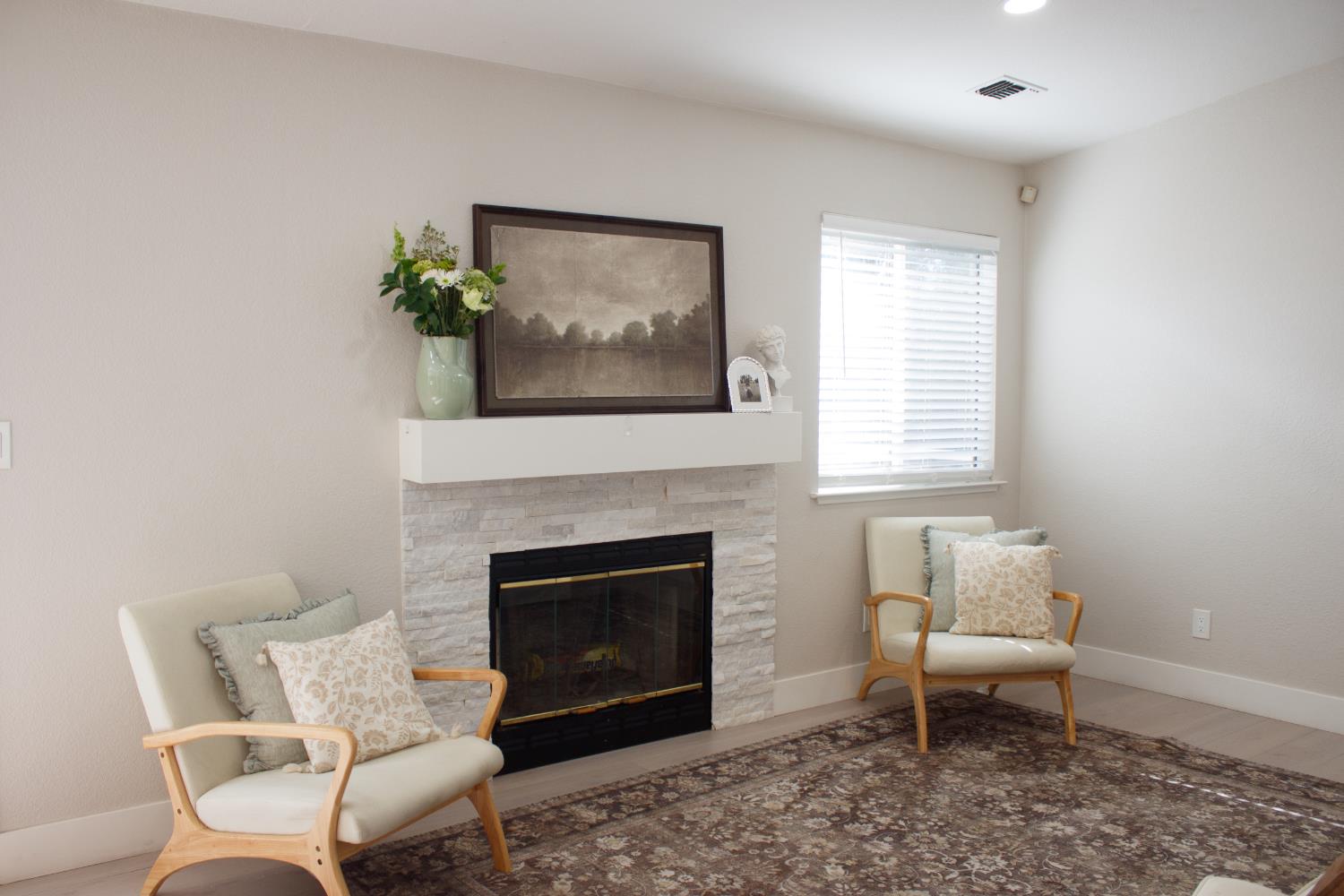 250 Lonely Oak Street