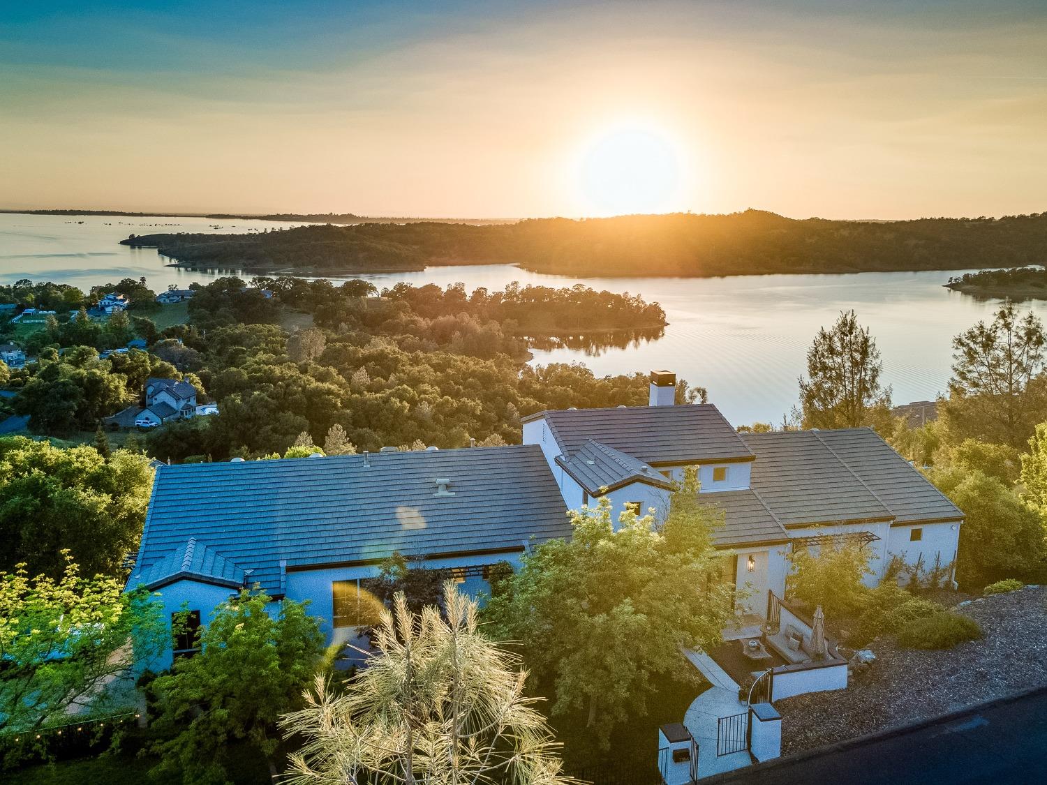 El Dorado Hills, California 95762, United States, 4 Bedrooms Bedrooms, ,4 BathroomsBathrooms,Residential,Active,168485