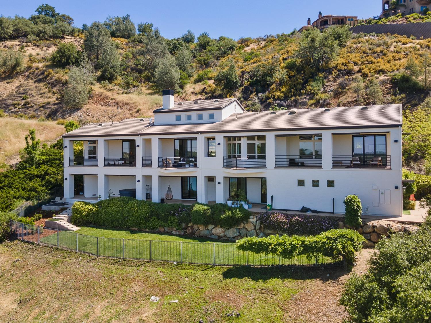 El Dorado Hills, California 95762, United States, 4 Bedrooms Bedrooms, ,4 BathroomsBathrooms,Residential,Active,168485