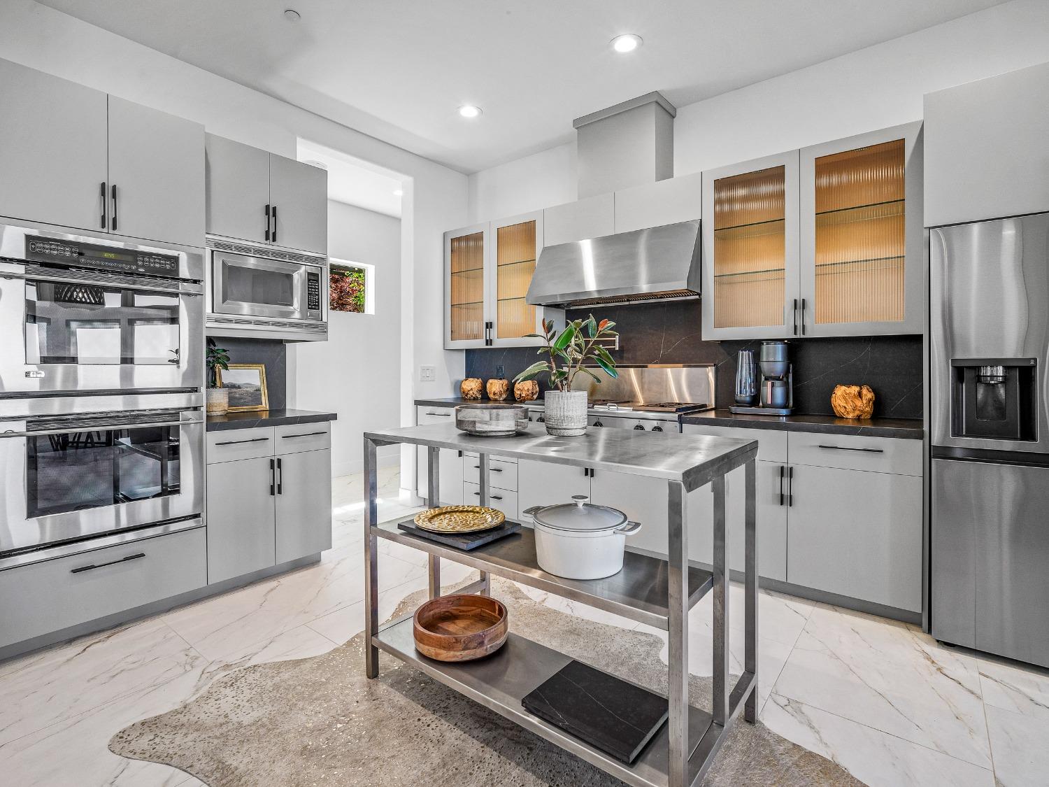 El Dorado Hills, California 95762, United States, 4 Bedrooms Bedrooms, ,4 BathroomsBathrooms,Residential,Active,168485