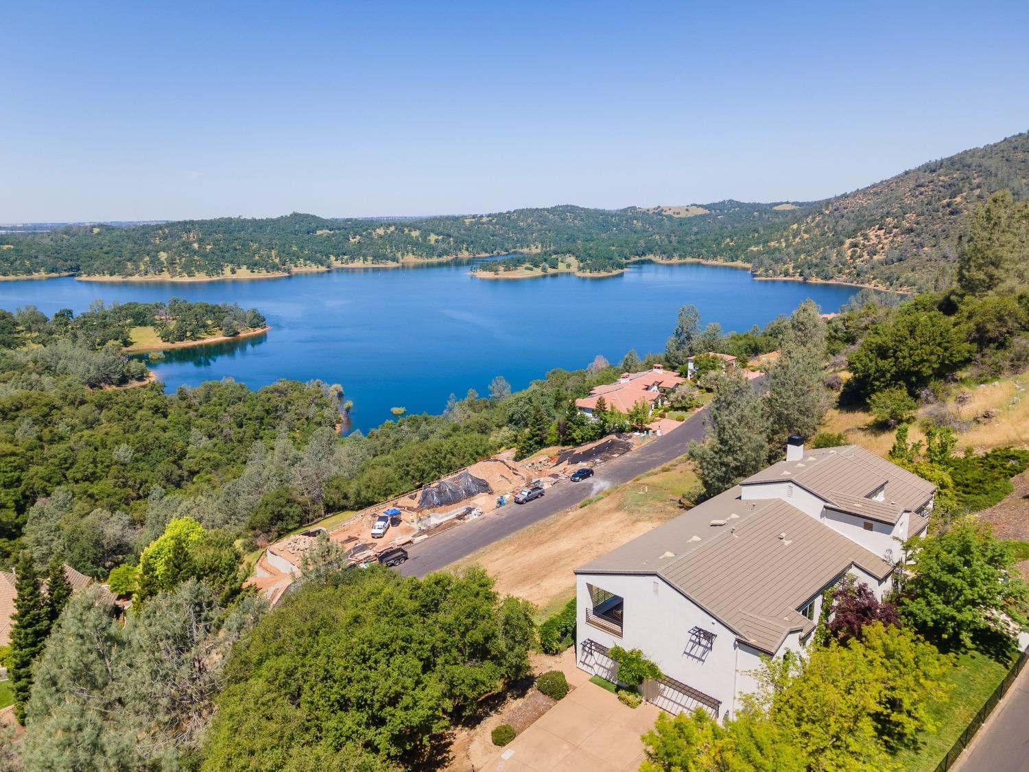 El Dorado Hills, California 95762, United States, 4 Bedrooms Bedrooms, ,4 BathroomsBathrooms,Residential,Active,168485