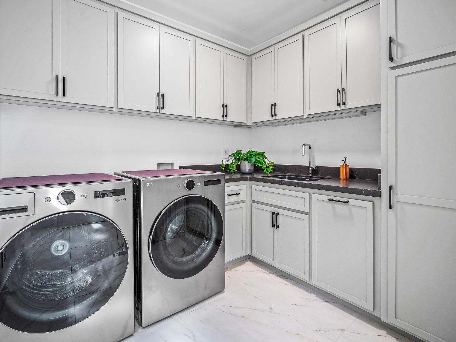 El Dorado Hills, California 95762, United States, 4 Bedrooms Bedrooms, ,4 BathroomsBathrooms,Residential,Active,168485