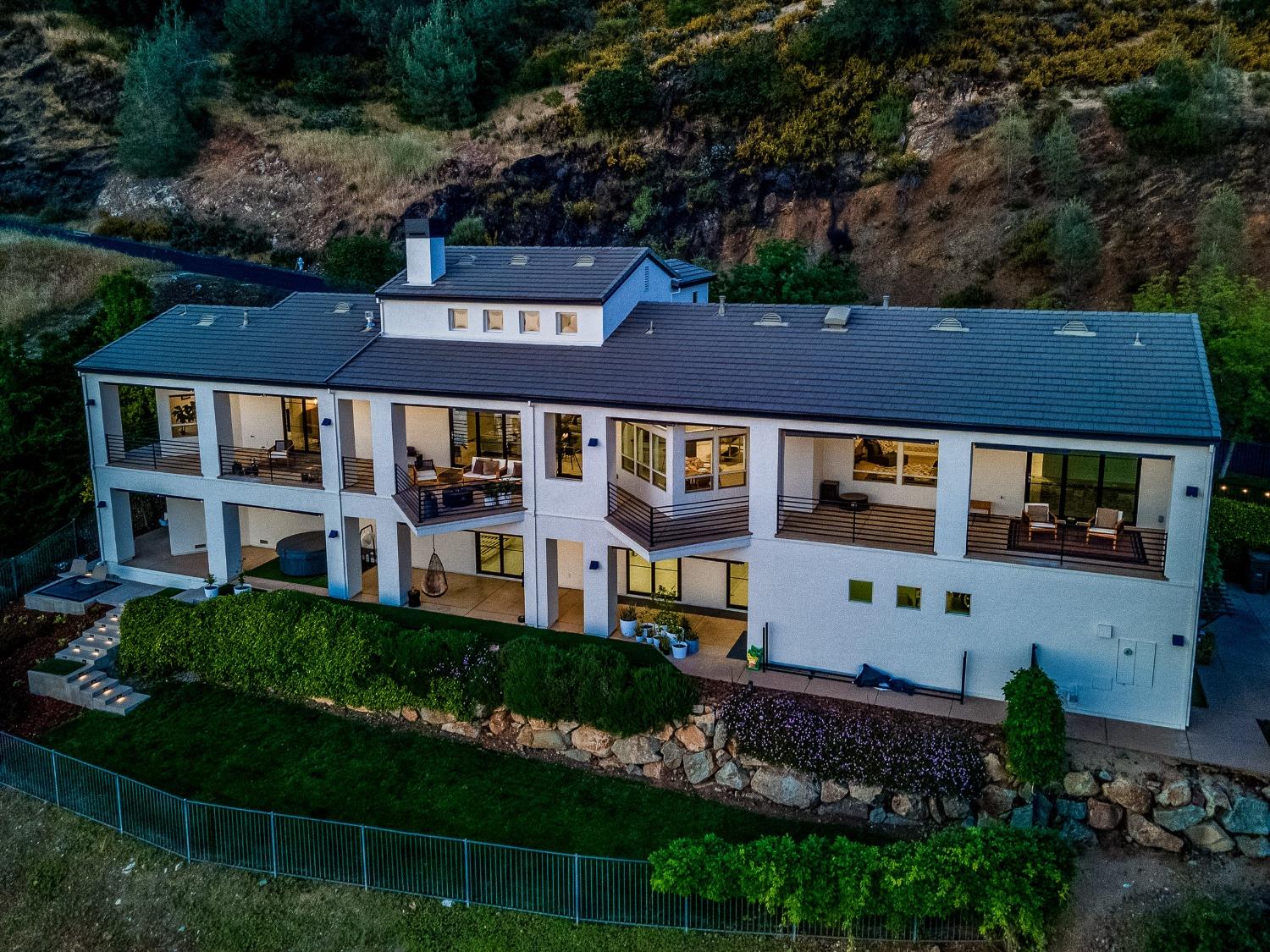 El Dorado Hills, California 95762, United States, 4 Bedrooms Bedrooms, ,4 BathroomsBathrooms,Residential,Active,168485