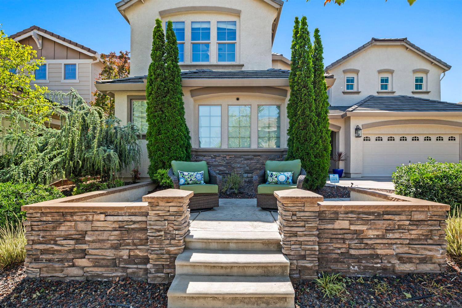5033 Prairie Grass Way