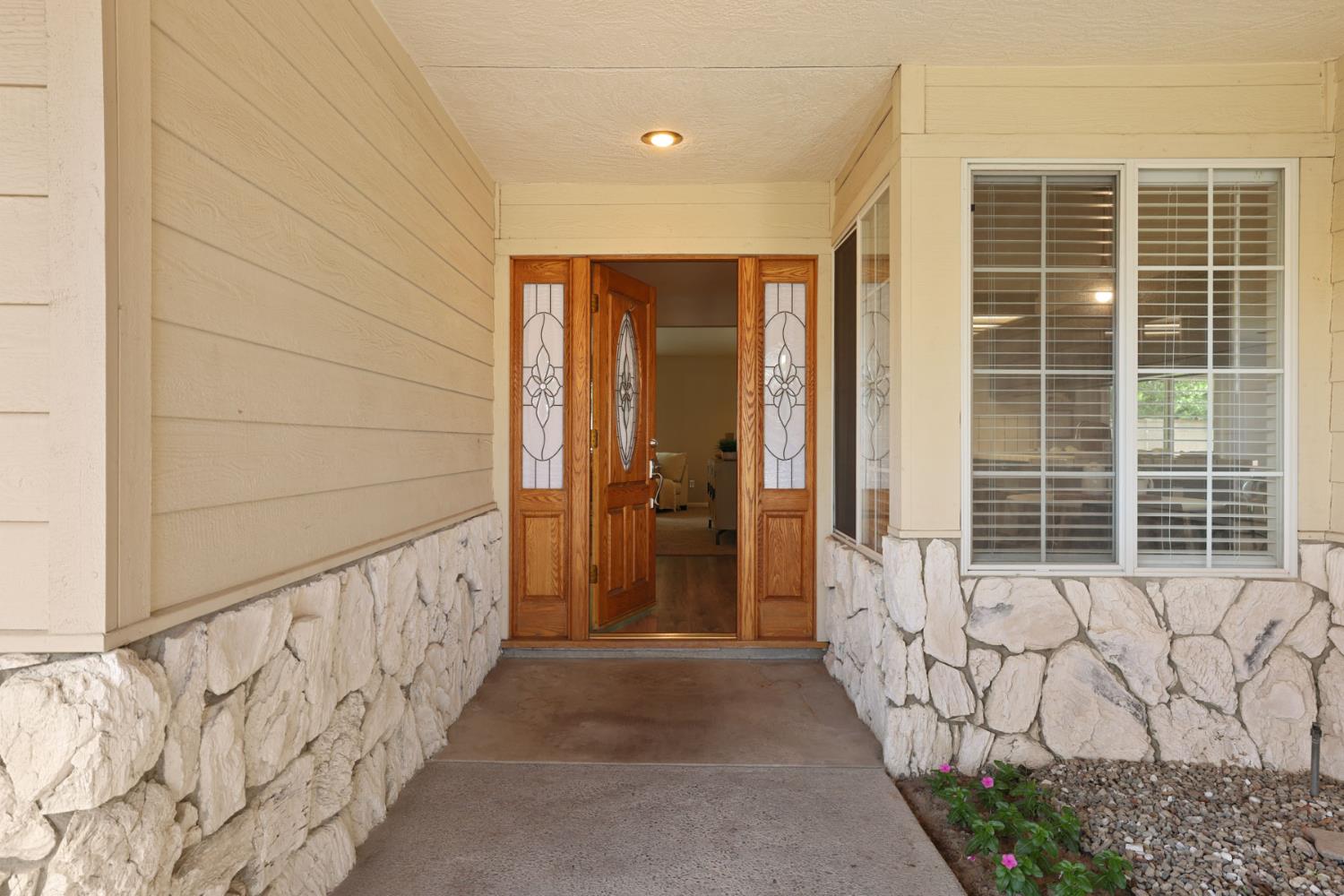 924 East Milgeo Avnue
