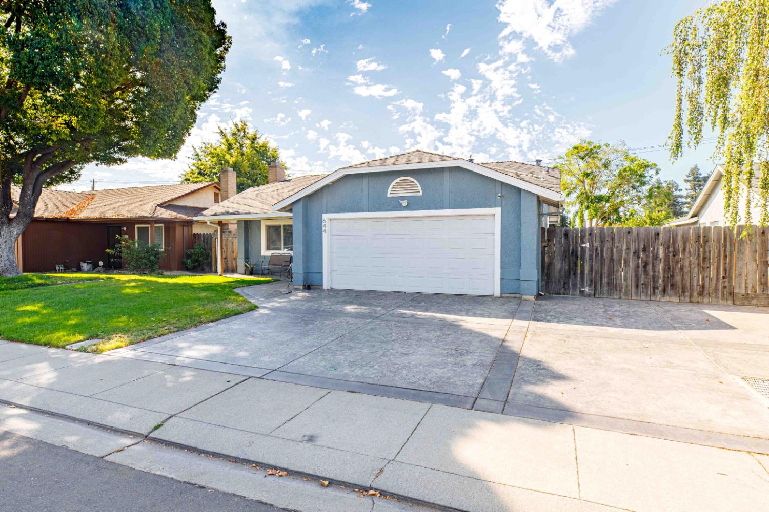 644 Swallow Drive