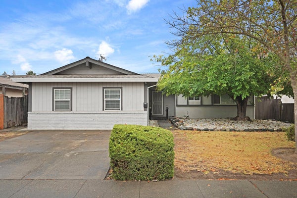 7421 TROON WAY, SACRAMENTO, CA 95822 - Image 14e5e8137dfd105c2f2bc0e97f9f1646/2873797505