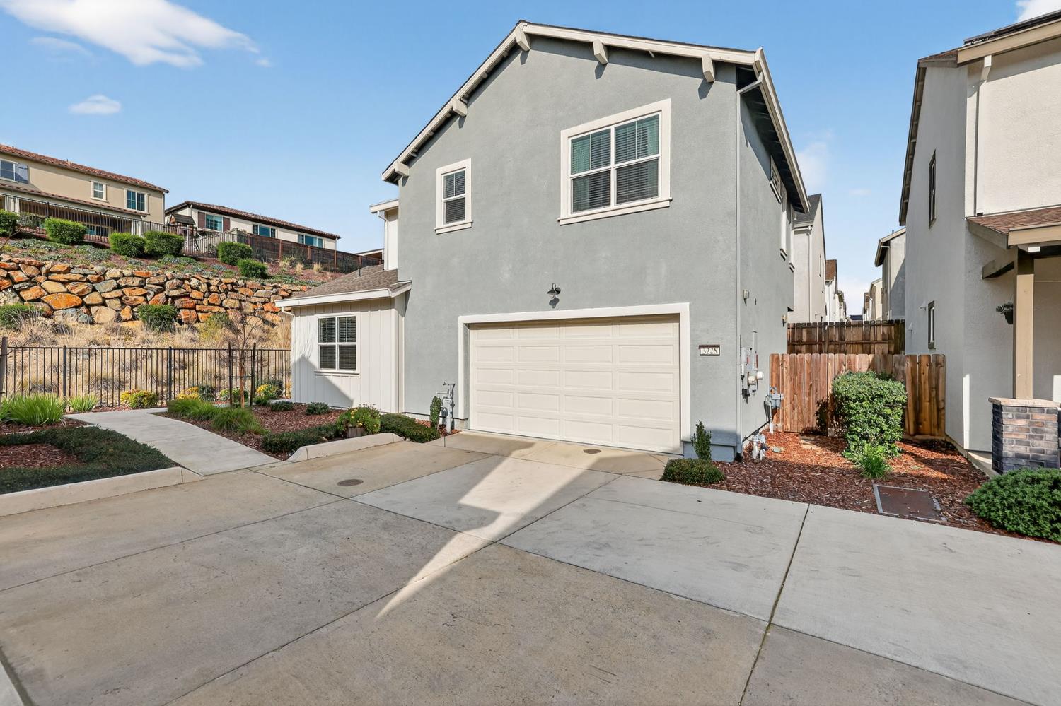 3225 Sunny Gate Lane