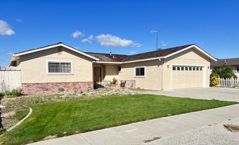 720 C Hollister CA 95023