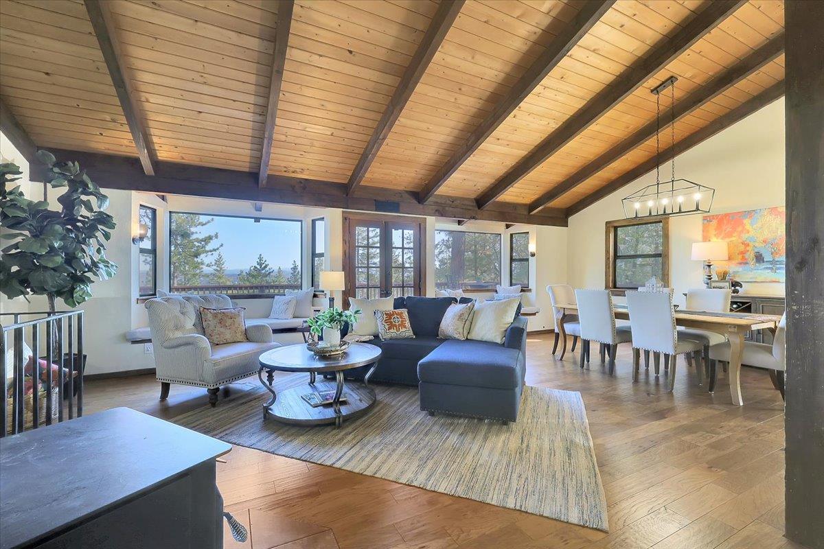 3375 Sugar View Road