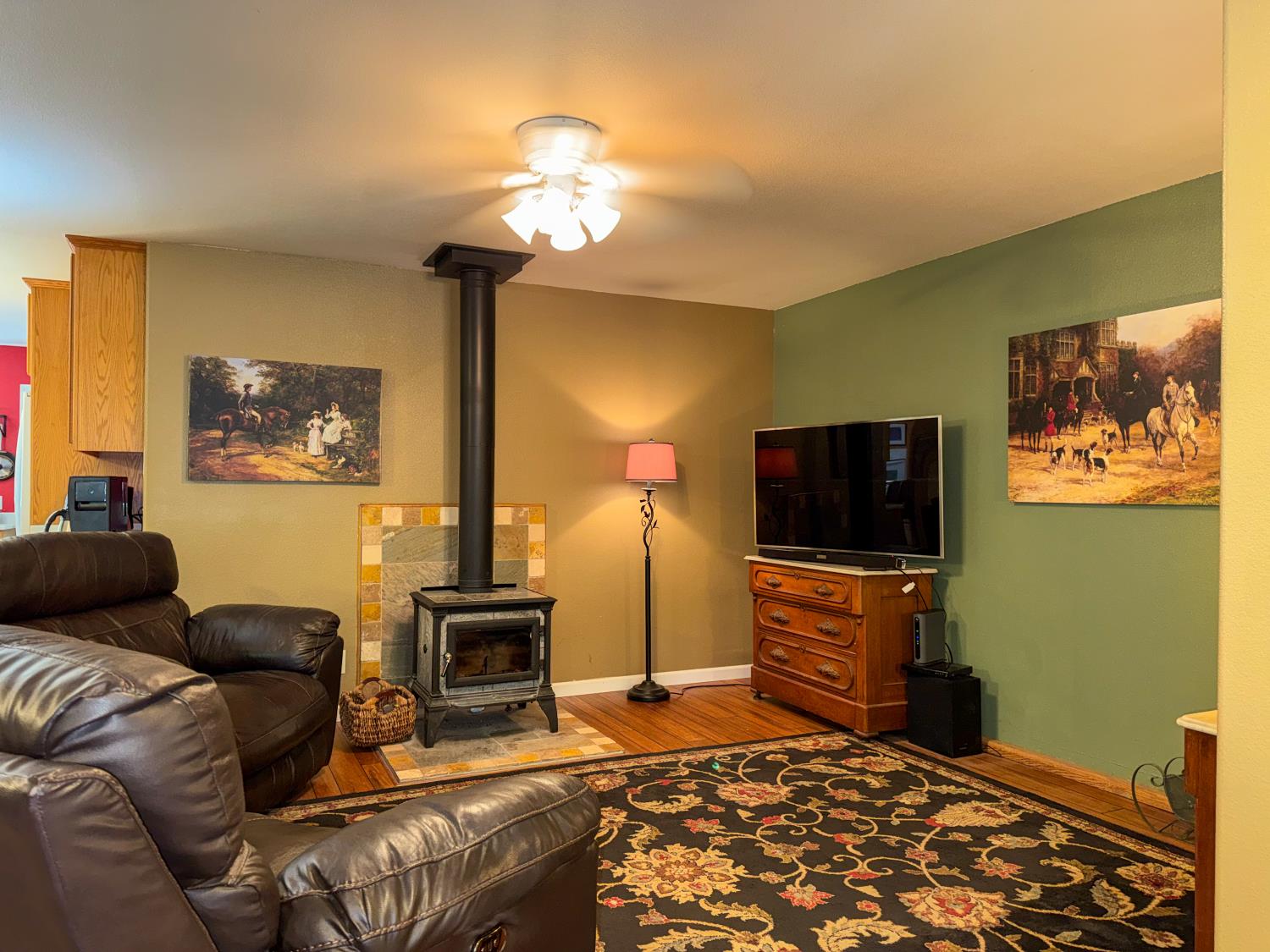 5816 Marjorie Way
