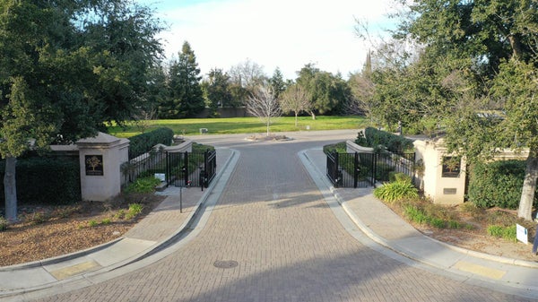 2824 PENHURST PARK, MODESTO, CA 95355 - Image 152ceec2f1db2425d08420f916bec2d8/3663646744