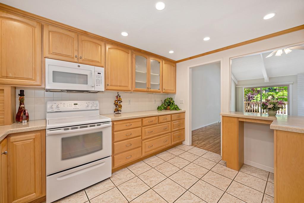 6503 Amado Court