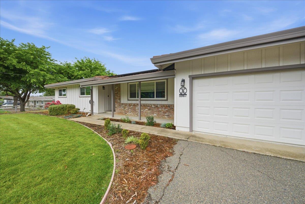 5967 Del Oro Road