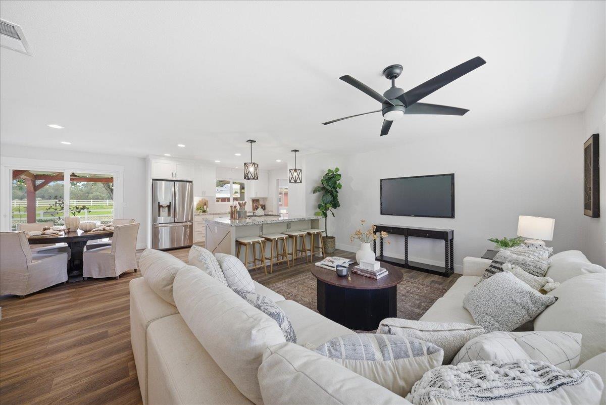 5967 Del Oro Road