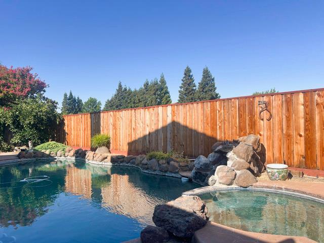 Stockton, California 95209, United States, 4 Bedrooms Bedrooms, ,3 BathroomsBathrooms,Residential,Active,192735