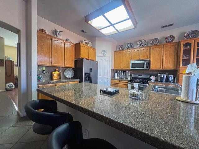 Stockton, California 95209, United States, 4 Bedrooms Bedrooms, ,3 BathroomsBathrooms,Residential,Active,192735