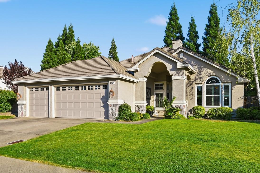124 Cruickshank Drive