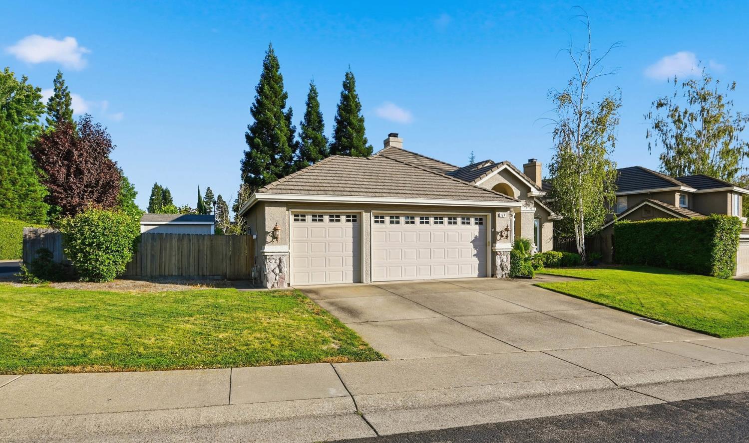 124 Cruickshank Drive