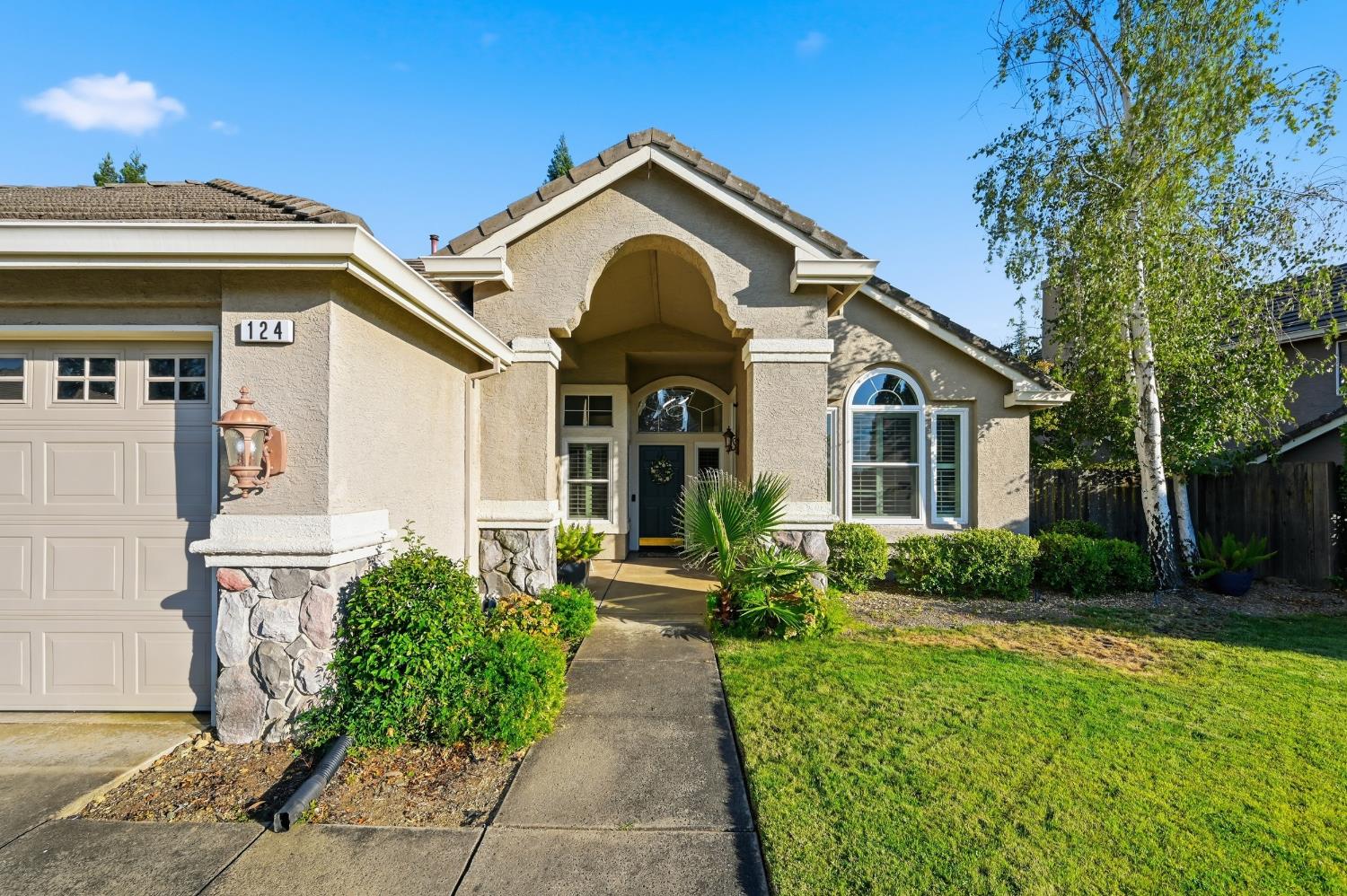 124 Cruickshank Drive