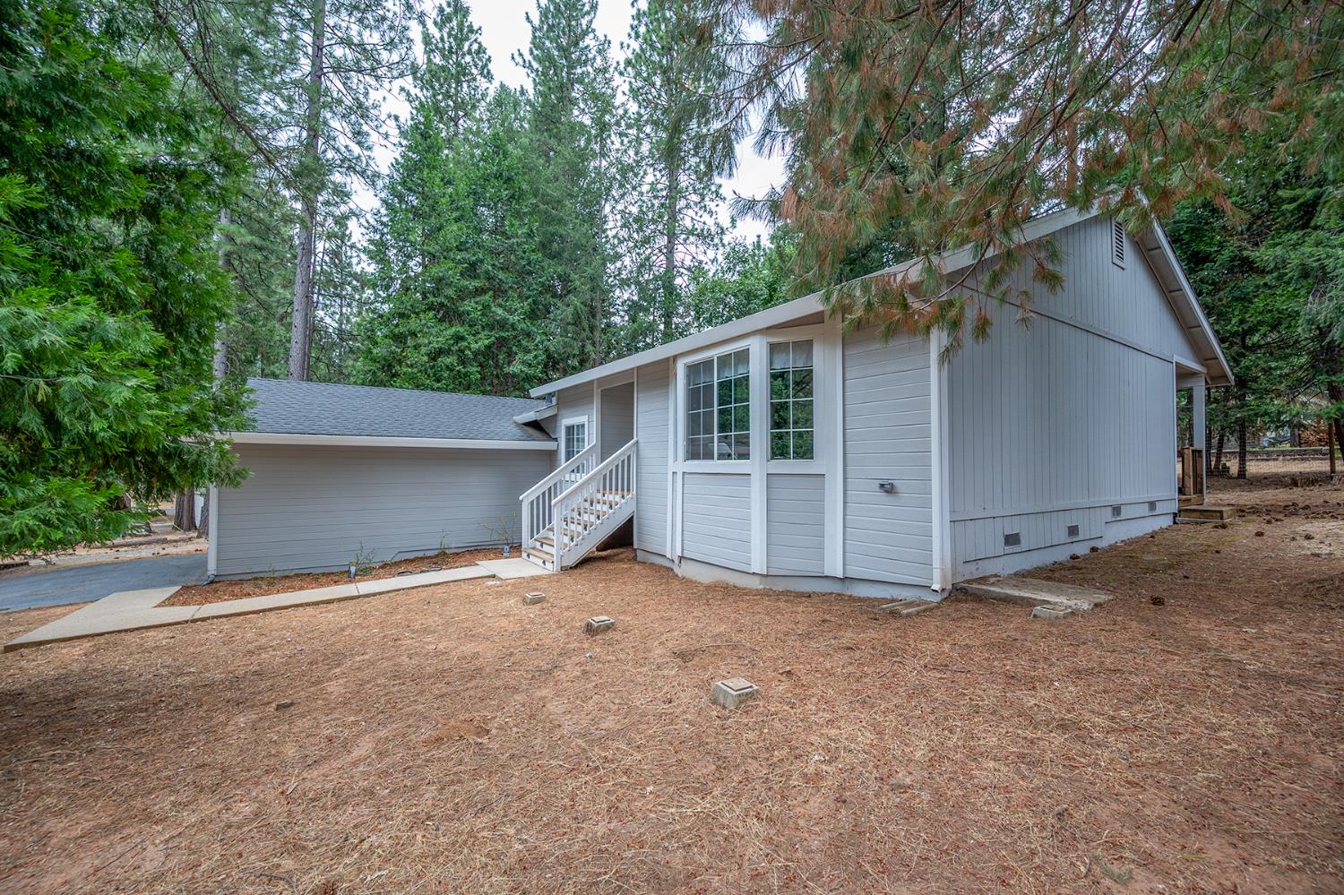 5564 Sierra Springs Drive
