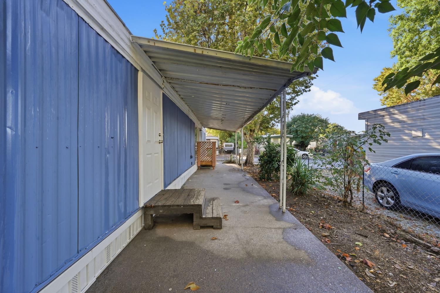 6870 Riverland 31