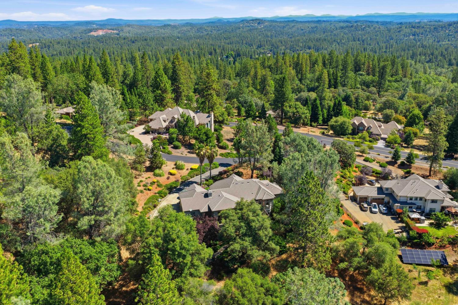 1109 Holly Leaf Lane